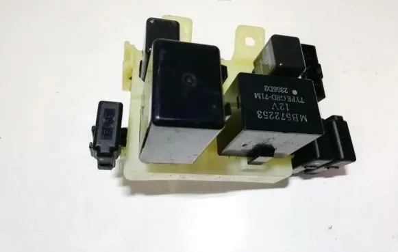 Mitsubishi Pajero Sport I Fuse box set