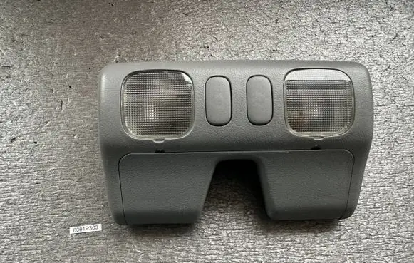 Nissan Patrol Y60 Boot/trunk interior light 2643032J01 2643032J00