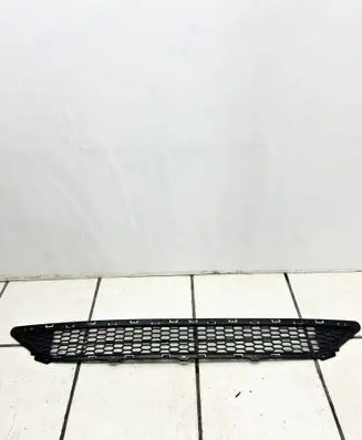 Hyundai Tucson TL Front bumper lower grill 86561D7000
