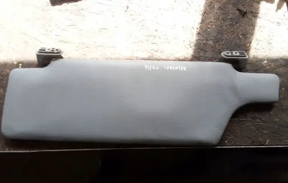 Mercedes-Benz Sprinter W907 W910 Sun visor