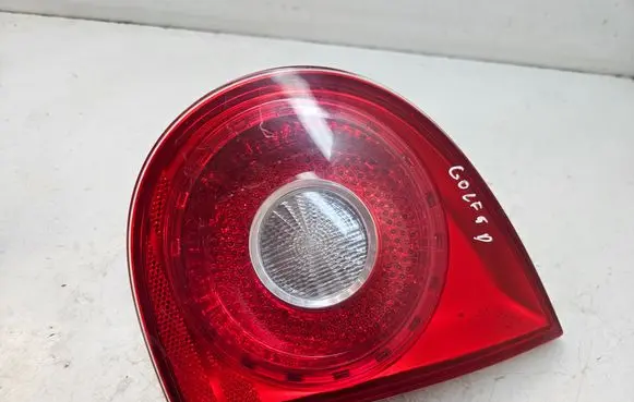 Volkswagen Golf V Tailgate rear/tail lights 1K6945094G