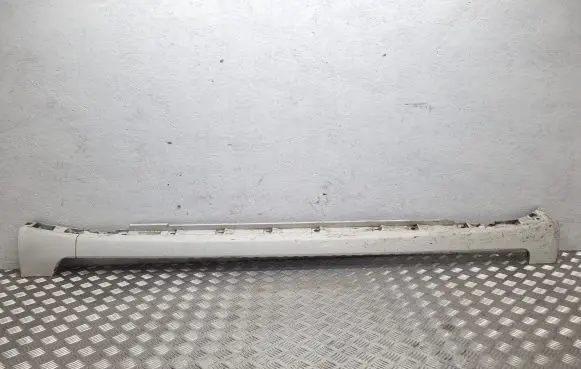 Seat Exeo (3R) Sill 3R0853859A