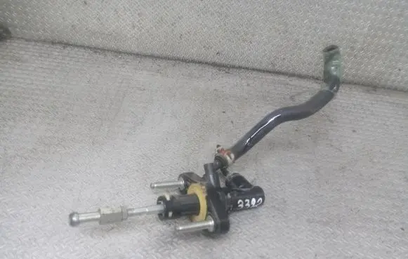 Toyota Yaris Clutch slave cylinder 