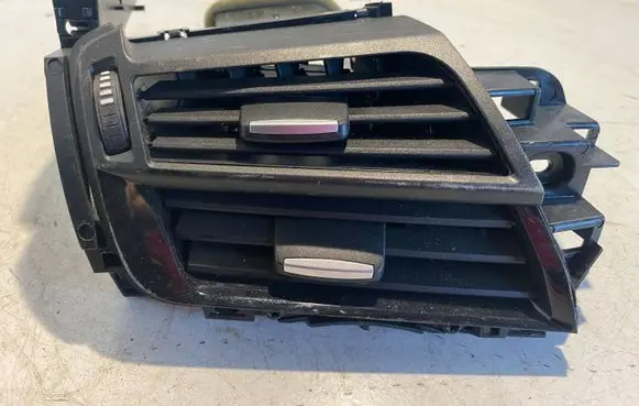 BMW X5 F15 Dashboard side air vent grill/cover trim 9252649 SLL767936 16475510