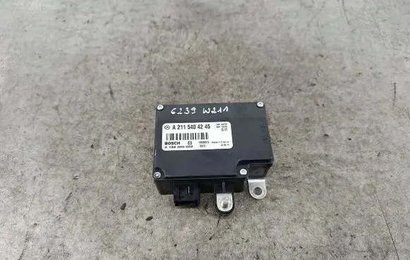 Mercedes-Benz E W211 Battery control module 