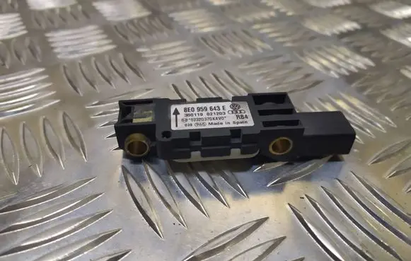 Audi A4 S4 B6 8E 8H Airbag deployment crash/impact sensor 8E0959643E 300119021203