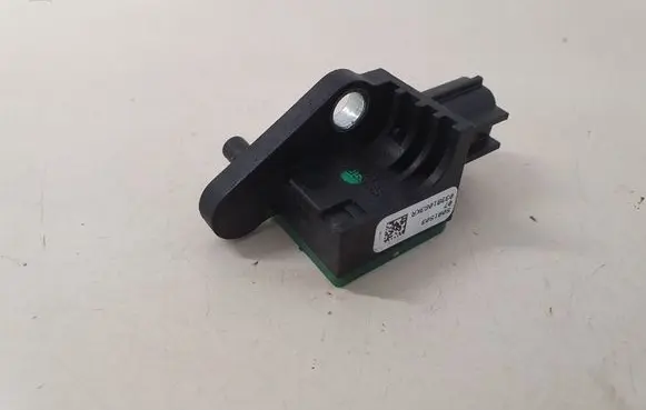Volkswagen PASSAT B6 Airbag deployment crash/impact sensor 5N0959351 03381063KR
