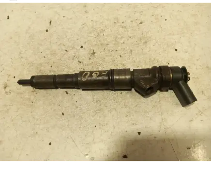 BMW 5 E60 E61 Fuel injector 0445110212