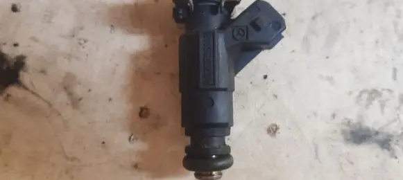 Mercedes-Benz S W220 Fuel injector A1120780149 0280156014