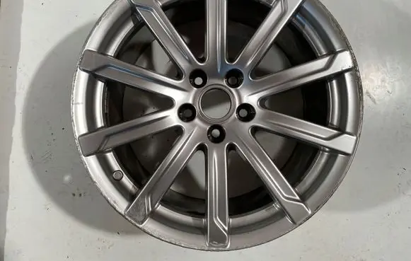 Audi TT TTS Mk2 R18 alloy rim 8J0601025AJ