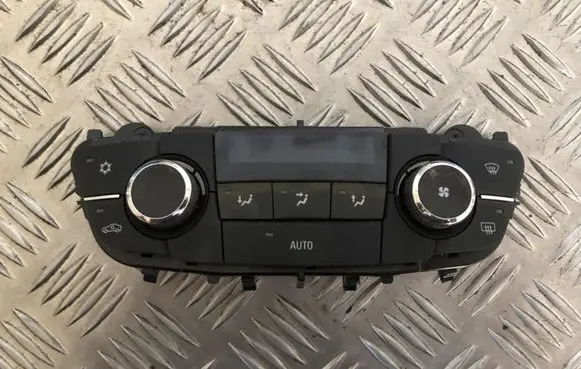 Opel Insignia A Climate control unit 13273095