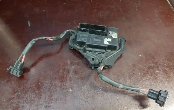 Coolant fan relay