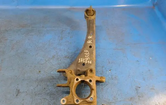 Lexus CT 200H Rear wheel hub spindle/knuckle 4230412240