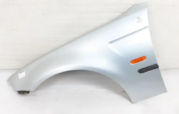 BMW 3 E46 Fender
