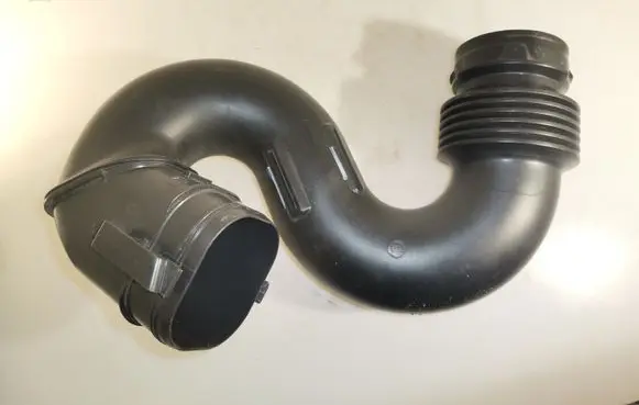 Renault Trafic III (X82) Air intake duct part 165555514R 93451665