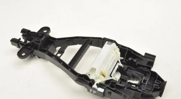 Volvo V60 Engine mount bracket 30747097