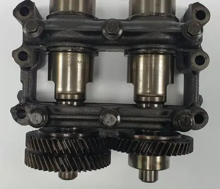 Jaguar XF X260 Oil pump balance shaft 8200488596
