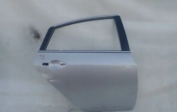 Mazda 6 Rear door