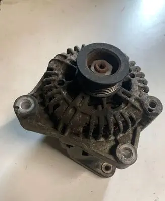 BMW 3 E90 E91 Generator/alternator 7802471 TG15C073 407120786