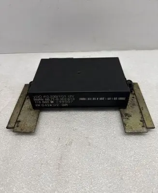 BMW 5 E39 Cruise control unit/module 8352613