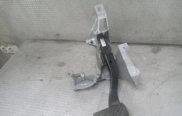 Audi A6 S6 C6 4F Brake pedal 4F1723140