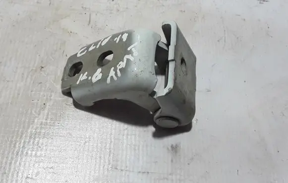 Renault Clio IV Rear door lower hinge