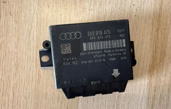 Audi A1 Parking PDC control unit/module 8X0919475