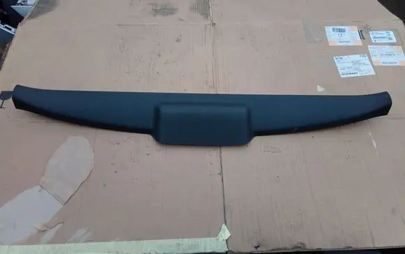 Toyota Verso Tailgate trim 679390F020