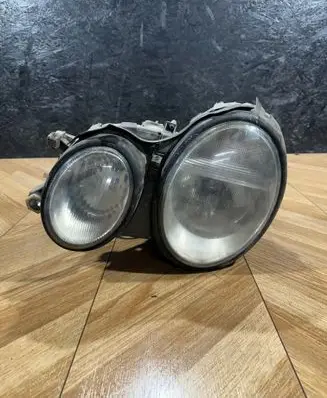 Mercedes-Benz CLK A208 C208 Headlight/headlamp