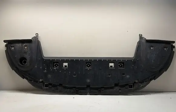 Peugeot 5008 II Front bumper skid plate/under tray 9811450077