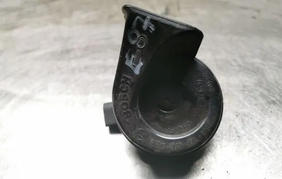 BMW 1 E81 E87 Horn signal
