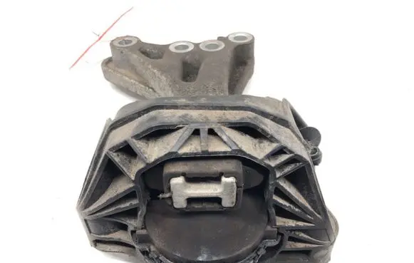 Peugeot 208 I Engine mount vacuum valve 9676771080