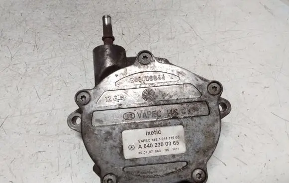 Mercedes-Benz A W169 Vacuum pump A6402300365 200707063