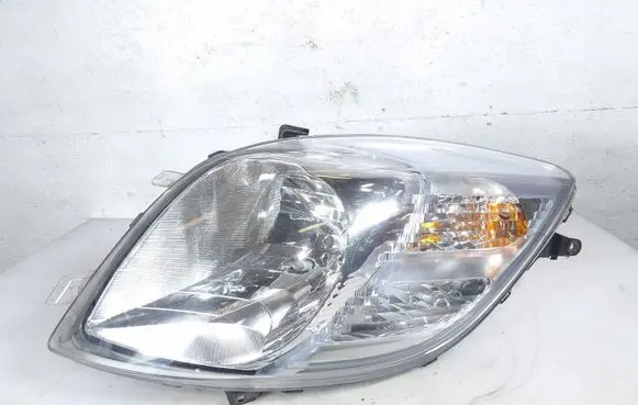 Toyota Yaris Headlight/headlamp 083121199R