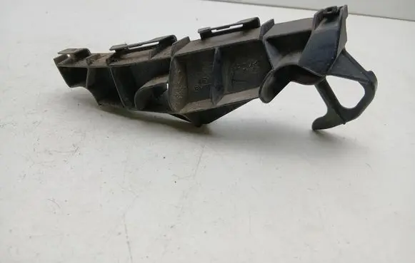 Lexus GS 250 350 300H 450H Front bumper mounting bracket 5253530230