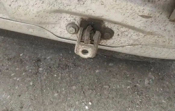 Opel Astra G Rear door check strap stopper