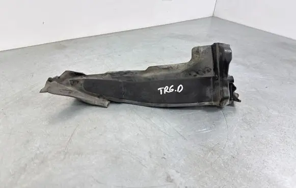 Volkswagen Touareg III Fender end trim 4G0819336C