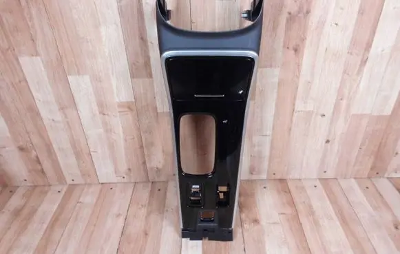 Mitsubishi Outlander Center console 8011B998ZZ 8011B998