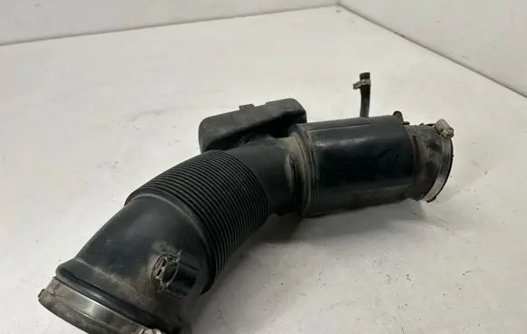 Audi Q5 SQ5 Air intake duct part 06E129629AA