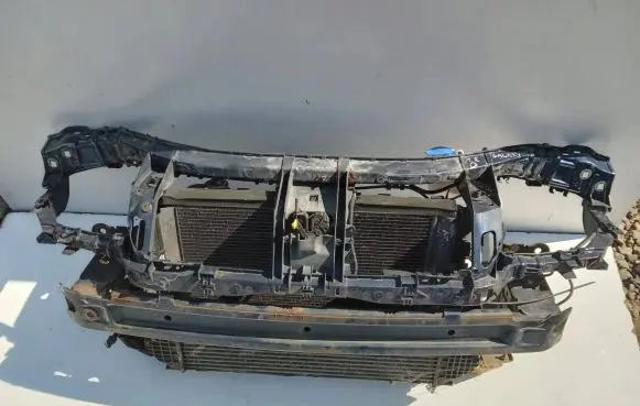Ford Galaxy Front piece kit 