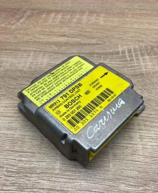 Mitsubishi Carisma Airbag control unit/module MR913791DPSB 0285001290