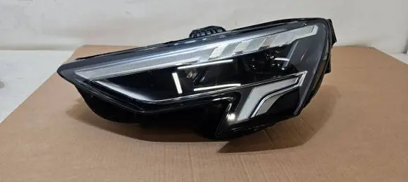 Audi A3 8Y Headlight/headlamp 8Y0941033