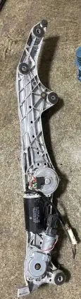BMW 7 E38 Front wiper linkage and motor 8352150 0390241422