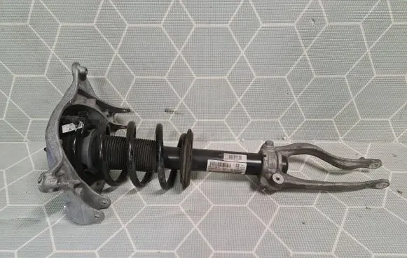 Porsche Macan (95B) Front shock absorber/damper 95B413031R
