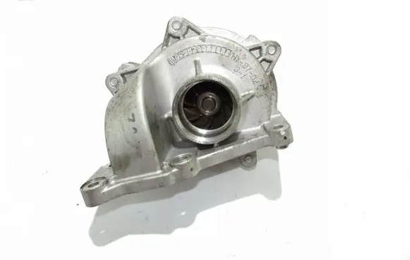 Hyundai Tucson TL Water pump HY9704