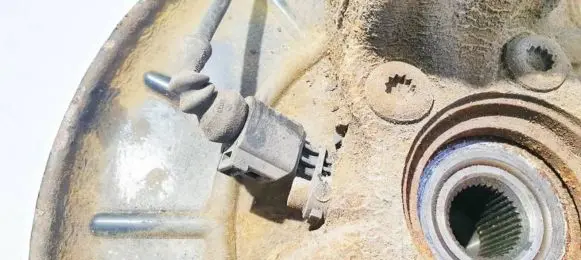 Volkswagen Golf V ABS brake wheel speed sensor