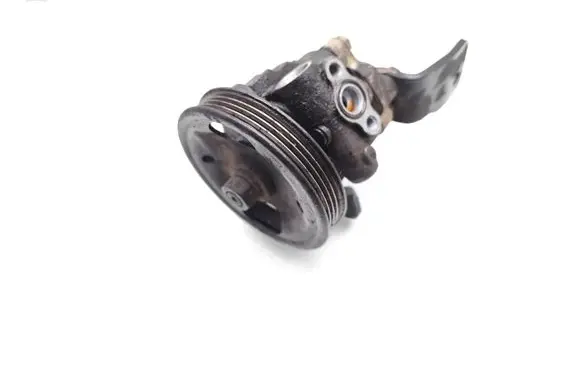Nissan Navara Power steering pump 03083002 3X01A