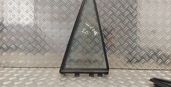 Toyota Corolla Verso E121 Rear vent window glass 43R005834