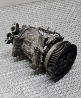 Renault Clio III Air conditioning (A/C) compressor (pump) 8200651251 0092907744