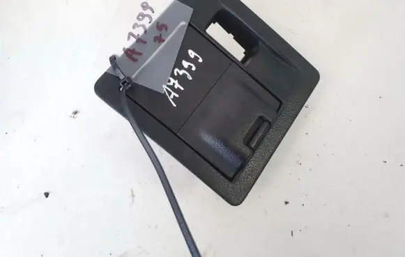 Car ashtray